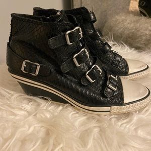 ASN Black Buckle Fashion Sneakers